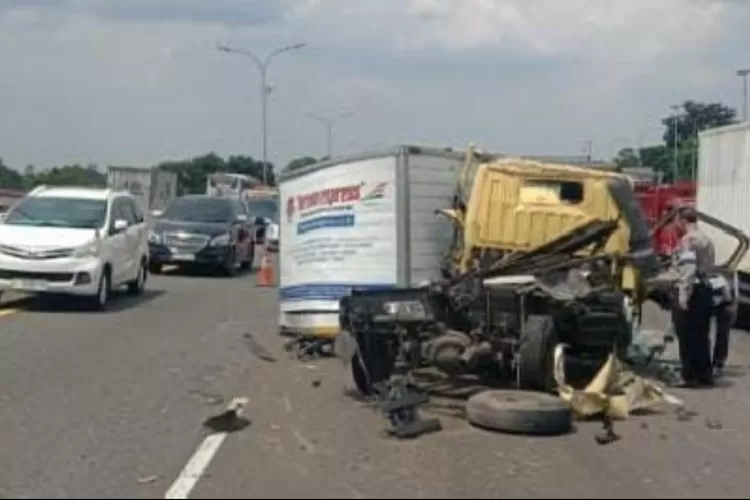 Kecelakaan di&nbsp;Tol Jagorawi, tepatnya di KM 42.700, Kecamatan Sukaraja, Kabupaten Bogor. (Polres Bogor)