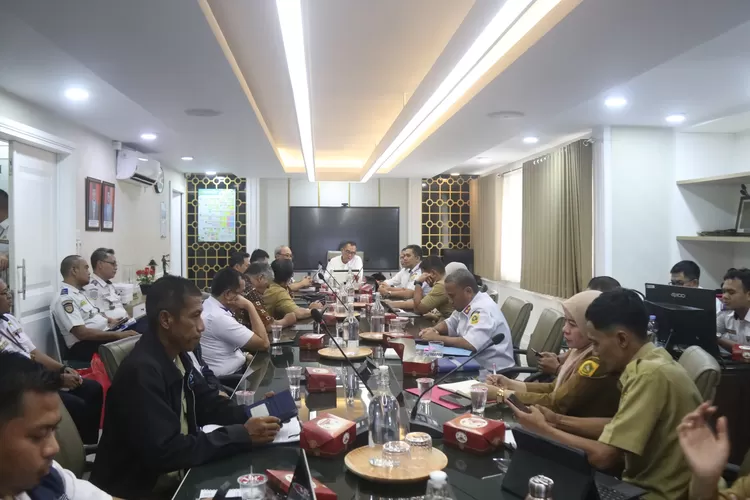 Rakor&nbsp;perencanaan transportasi antara Pemkab Bogor dengan BPTJ&nbsp;di ruang rapat Setda, Cibinong, Selasa, 21 Januari 2025. (Diskominfo)