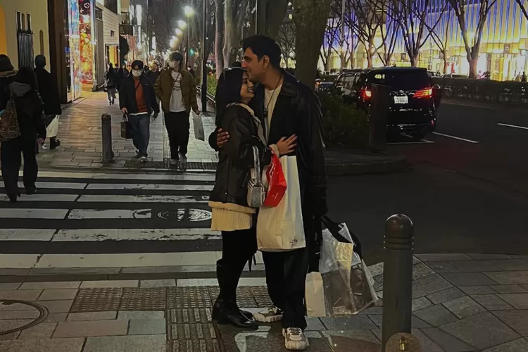 Pasangan selebriti, Ratu Sofya dan Cornelio Sunny. (Instagram/@ratusfy)