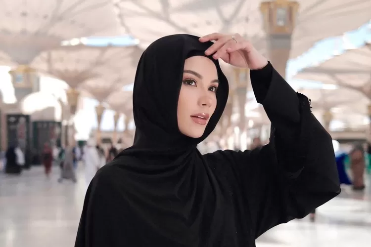 Calon istri Al Ghazali, Alyssa Daguise. (Instagram/@alyssadaguise)