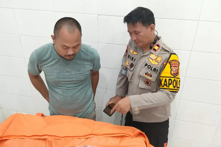 Polisi memburu pengendara Ertiga yang diduga menjadi pelaku pembuang jasad bayi di saluran air di Sukajaya, Sukabumi (ist)
