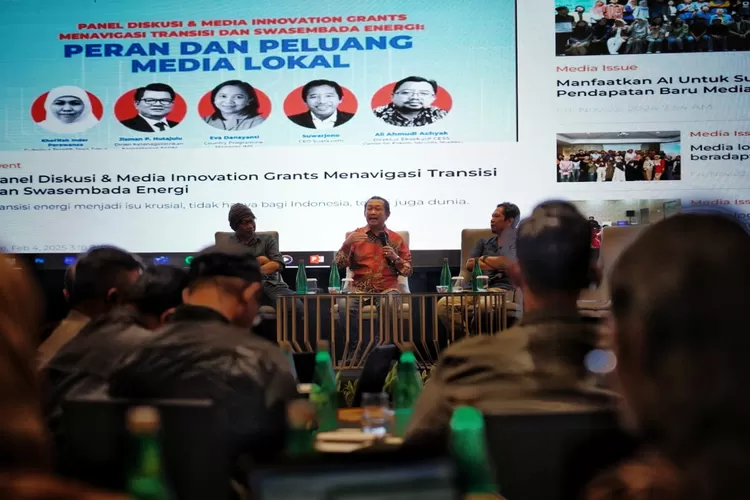 Acara Local Media Community 2025 dengan tema 'Menavigasi Transisi dan Swasembada Energi: Peran dan Peluang Media Lokal' di Surabaya,  (ist)
