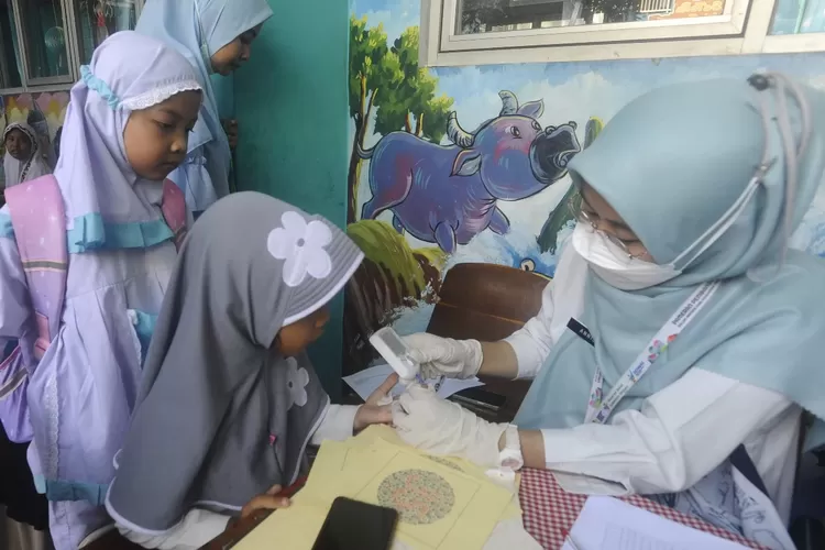 Ilustrasi program cek kesehatan gratis. (Dery Ridwansah/ JawaPos.com)