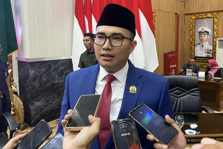 Ketua DPRD Kabupaten Bogor Sastra Winara menyampaikan apresiasi terhadap jurnalis di HPN 2025. (Arifin/Metropolitan)