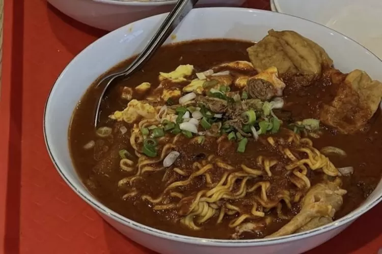 Salah satu rekomendasi tempat makan seblak Prasmanan di Jakarta terenak dengan cita rasa khas Sunda yaitu Seblak Jeletet Murni. (Instagram : seblak_jeletet_murni)