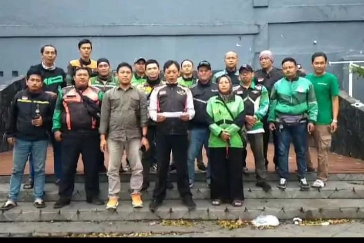 Merasa dirugikan dengan program, ribuan ojol dan taksi online di Sukabumi bakal mogok, tuntut aplikator menghapus layanan Aceng dan Slot (ist)