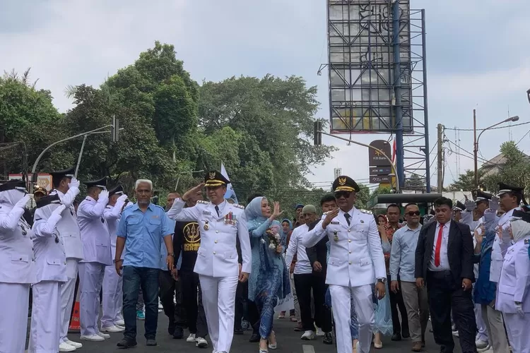 Wali Kota dan Wakil Wali Kota Bogor, Dedie A Rachim dan Jenal Mutaqin mengikuti kegiatan inagurasi.  (Rifal Metropolitan)