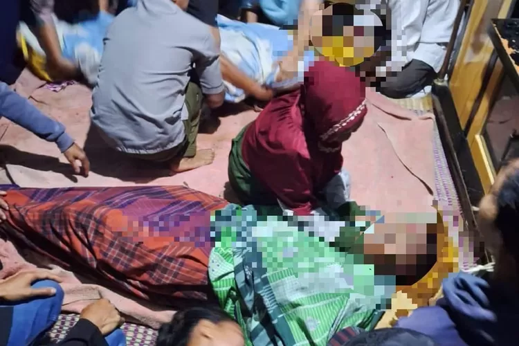 Pasangan suami istri ditemukan tewas usai terseret arus Sungai Cisarua di Desa Kirapandak, Kecamatan Sukajaya pada Selasa, 4 Maret 2025. (Istimewa)