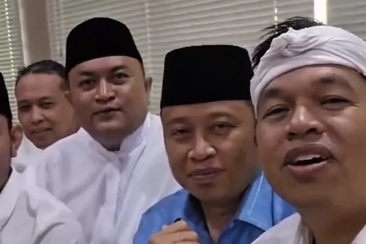Gubernur Jabar Dedi Mulyadi bersama kepala daerah Bogor, Bekasi dan Depok bertemu membahas penanganan banjir. (TikTok Dedi Mulyadi)