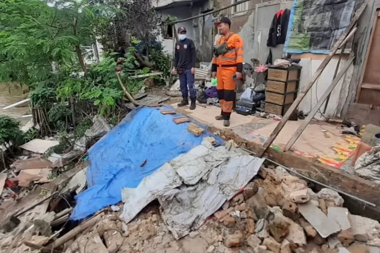 Kondisi rumah warga yang rata dengan tanah di Menteng, Kota Bogor.  (Dok BPBD Kota Bogor)