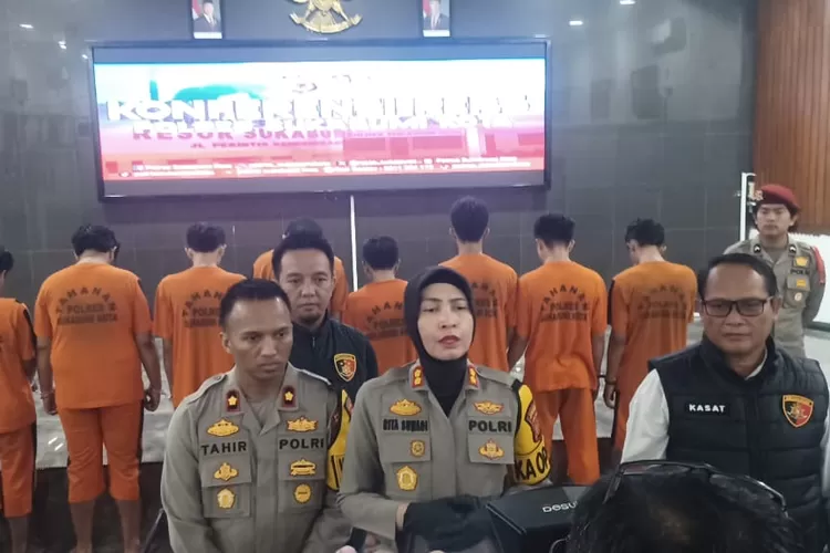 Konferensi pers kasus Tawuran maut yang terjadi di Kabupaten Sukabumi kembali menelan korban, di mana satu remaja tewas dan empat orang lainnya luka-luka (ist)