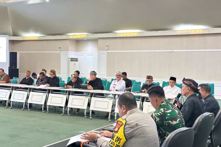 Rakor pembentukan Satuan Tugas atau Satgas Pemberantasan Premanisme di Ruang Serbaguna I Setda Kabupaten Bogor, Cibinong, Kamis, 27 Maret 2025. (Diskominfo)