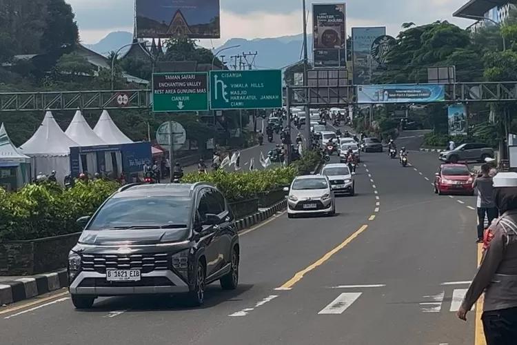Berikut ini jadwal Ganjil Genap dan One Way (satu arah) di kawasan Puncak, Bogor pada Sabtu, 1 November 2025. (Fahriza)