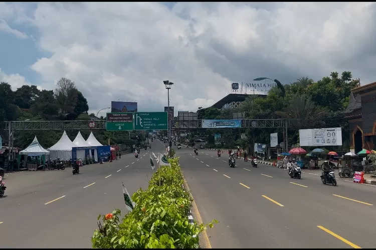 Ini jadwal rekayasa lalu lintas Ganjil Genap (Gage) dan Satu Arah (One Way) di Puncak, Bogor pada Minggu, 19 Oktober 2025. (Fahriza - Metropolitan)