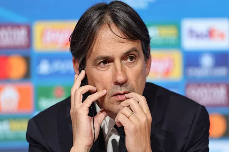 Simone Inzaghi klarifikasi terkait pergantian pemain kontra Parma, Inter Milan kini fokus hadapi Bayern Munchen di lanjutan Liga Champions 2024-2025. (AFP via Getty Images : ALEXANDRA BEIER)