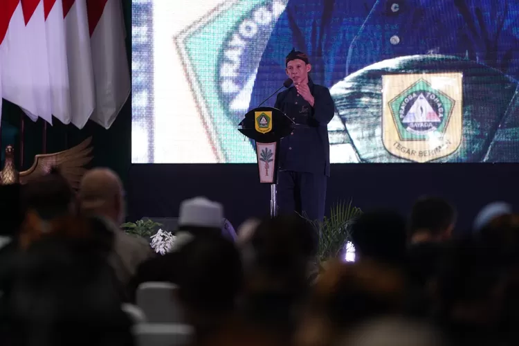 Wakil Bupati Bogor Jaro Ade saat halal bi halal bersama ASN Pemkab Bogor di Gedung Tegar Beriman, Kamis, 10 April 2025. (Diskominfo)