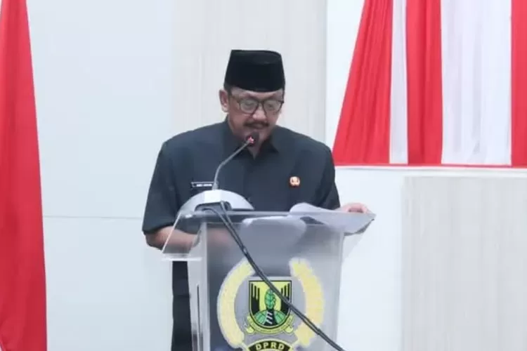 Bupati Sukabumi Asep Japar memastikan bahwa masukan-masukan anggota DPRD diimpelementasikan dalam Raperda Pajak dan Retribusi (IST)