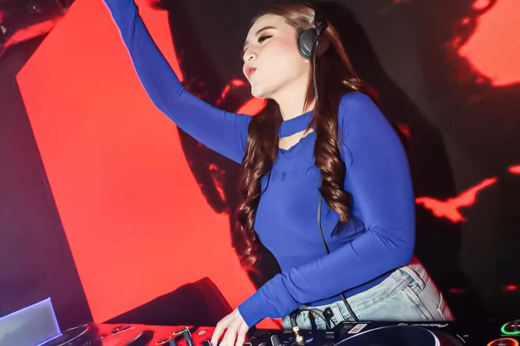 Mantan istri komedian Sule, Nathalie Holscher. (Instagram/@nathalieholscher)