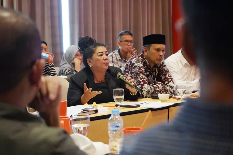 Anggota DPRD Kota Bogor Atty Somaddikarya, mendorong Pemkot Bogor agar pelajar di Kota Bogor gratis naik BisKita Trans Pakuan (Ist)