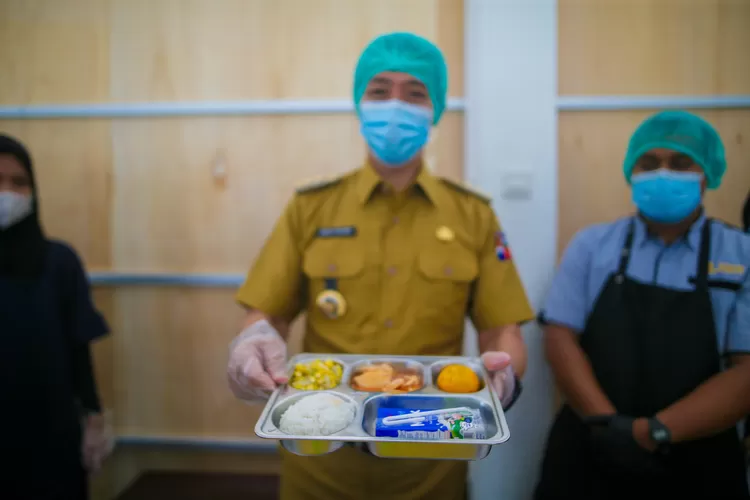 Wali Kota Bogor, Dedie A. Rachim memastikan Kota Bogor bakal menambah jumlah dapur program Makan Bergizi Gratis (MBG) pada Agustus 2025 (Pemkot Bogor)
