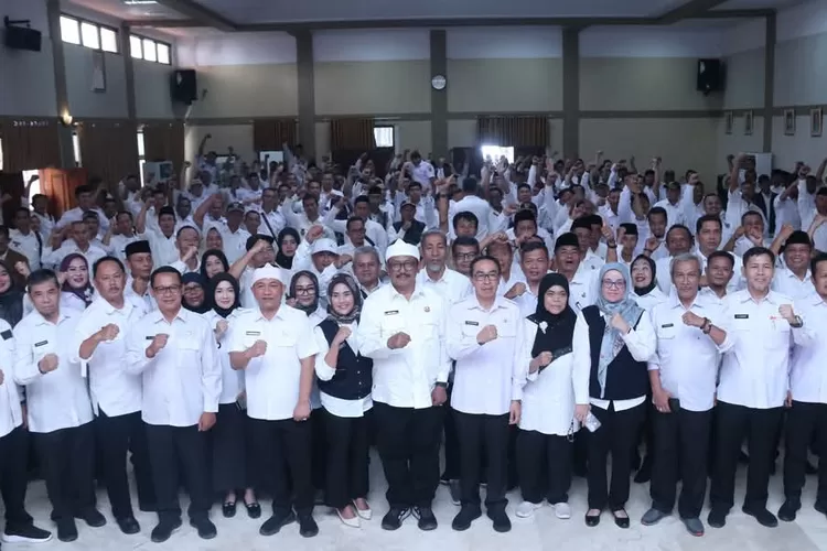 Demi menggenjot ekonomi desa dari akar rumput, ada 337 Koperasi Merah Putih resmi terbentuk di Kabupaten Sukabumi (IST)