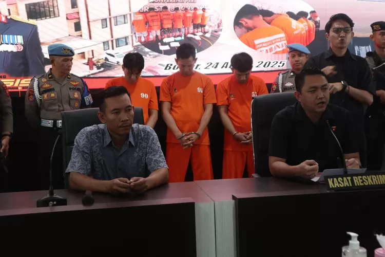 Satreskrim Polresta Bogor Kota menggelar pres rilis kasus penipuan modus investasi Hp di Kota Bogor.  (Fadli Metropolitan)