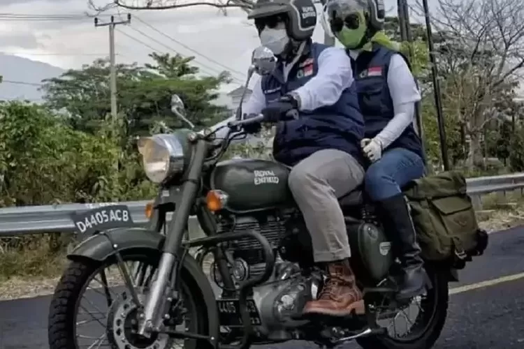 Motor gede (moge) jenis Royal Enfield milik Ridwan Kamil. (Instagram/@ridwankamil)