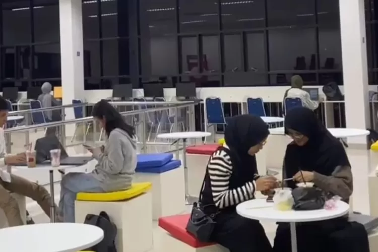 Warga Kota Sukabumi bisa mengakses perpustakaan tanpa batas dengan adanya Perpus@Night milik DIspusipda Kota Sukabumi (IST)