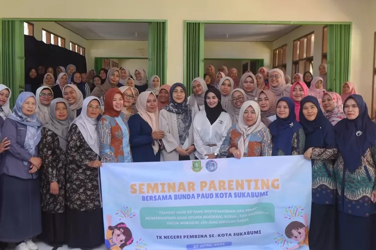 Disdikbud Kota Sukabumi menggelar sosialisasi Parenting 2025, demi menguatkan peran orangtua dalam masa transisi dari PAUD ke SD (IST)