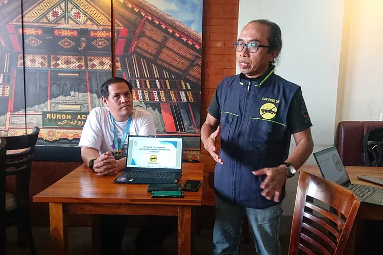 Inisiator Car Free Day Indonesia Ahmad Safrudin menilai CFD Kota Depok cacat teknis. (Ali)