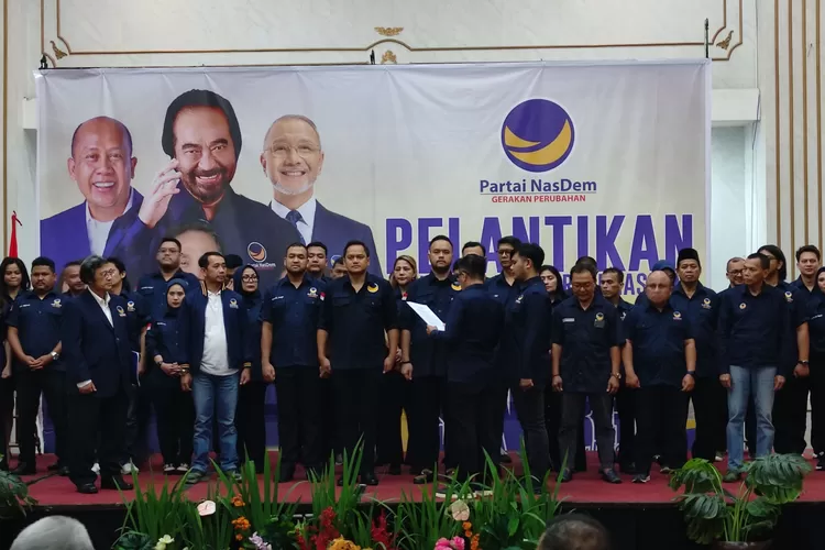 Momen pelantikan pengurus DPD Partai Nasdem Kota Bogor periode 2025-2029. (Reza Metropolitan)