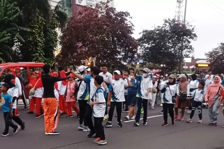 Ilustrasi warga mengikuti CFD di Jalan Margonda Raya, Kota Depok. 