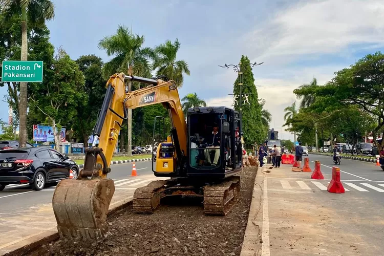 Pemkab Bogor akan membuka simpang baru di Jalan Tegar Beriman menuju Stadion Pakansari. (Panca)