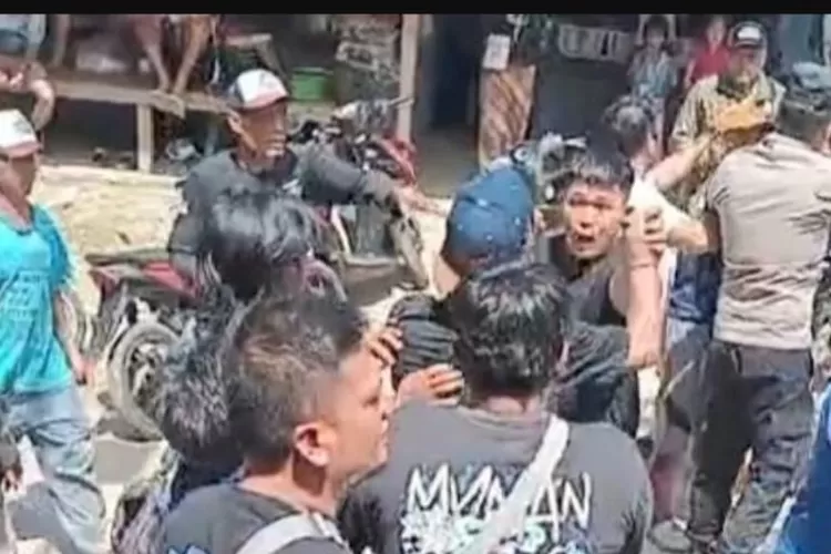 Warga Ujunggenteng, Sukabumi sempat terlibat cekcok dengan nelayan asal Lampung. (Ist)