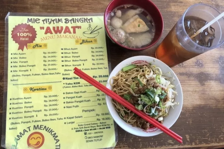 Salah satu warung mi ayam dan bakmie terfavorit di Bekasi karena cita rasa yang menggugah selera yaitu Mie Ayam Bangka Awat. (Google Maps)