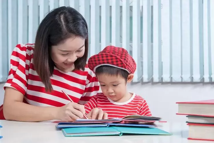 freepik.com/fwstudio (freepik.com/fwstudio)