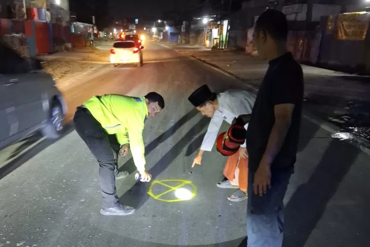 Olah TKP Kecelakaan di Kampung Meong, Desa Dayeuh Kecamatan Cileungsi Kabupaten Bogor, Rabu, 28 Mei 2025. (Polres Bogor)