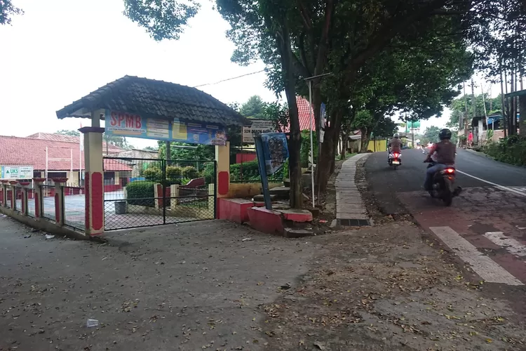 SDN Depok Baru 3 di Jalan Semangka, Depok Jaya, Pancoran Mas, Kota Depok. (Ali)