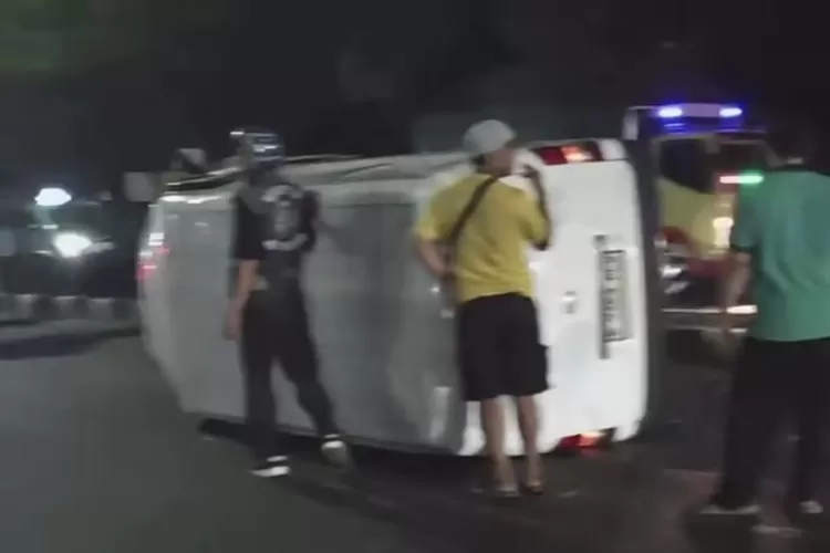 Kecelakaan di Jalan Raya Jakarta Bogor, Kecamatan Cibinong, Kabupaten Bogor, Senin, 2 Juni 2025. (Ist)