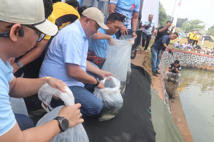 lomba mancing yang digelar Polres Bogor di Situ Gedung Kesenian, Jalan Tegar Beriman, Cibinong, Kabupaten Bogor, Sabtu, 28 Juni 2025. (Diskominfo)