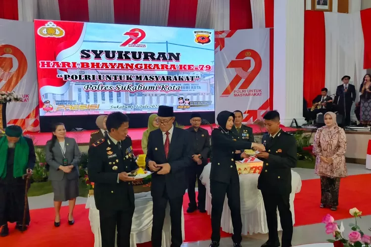 Wali Kota Sukabumi Asep Zaki usai peringatan Hari Bhayangkara ke-79 di Gedung Juang 45 Sukabumi, Selasa, 1 Juli 2025. (UM)