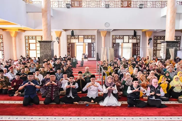 Pembinaan Penerima Insentif Guru Berdaya dan Relawan Masjid di Masjid Agung Kota Sukabumi, Rabu, 2 Juli 2025. (Ist)
