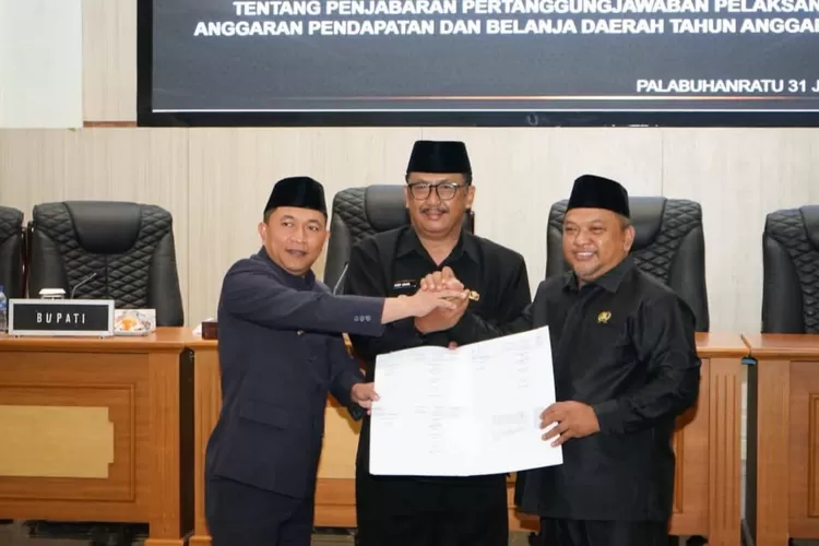 Rapat Paripurna di ruang rapat utama DPRD Kabupaten Sukabumi, Kamis, 31 Juli 2025. (Ist)