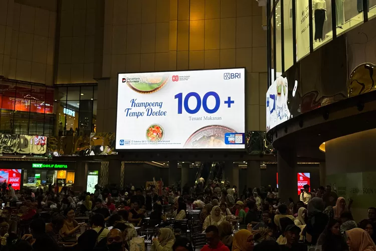 Suasana Kampoeng Tempo Doeloe, festival kuliner terbesar di Jakarta. 