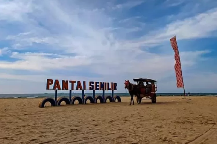 Rekomendasi tempat wisata sunyi di Jakarta yang menenangkan, buat healing kamu nih!  (Instagram/@pantaisemilir.official)