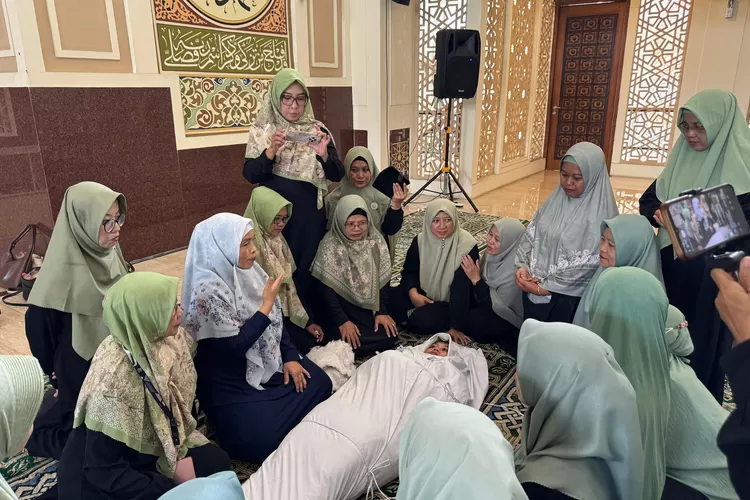 Majelis Taklim Masjid Agung Kota Bogor menggelar pelatihan pemulasaraan jenazah diikuti ratusan orang peserta (Ist)