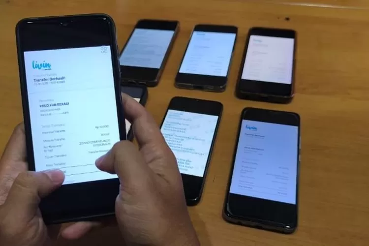 Warga Bekasi Transfer Uang Receh ke Rekening Pemda. (Lambe Turah)