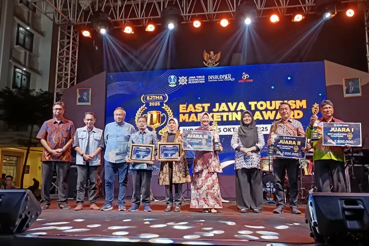Kabupaten Jember meraih juara III Best Marketing Campaign di ajang EJTMA 2025. (Diskominfo Kabupaten Jember)