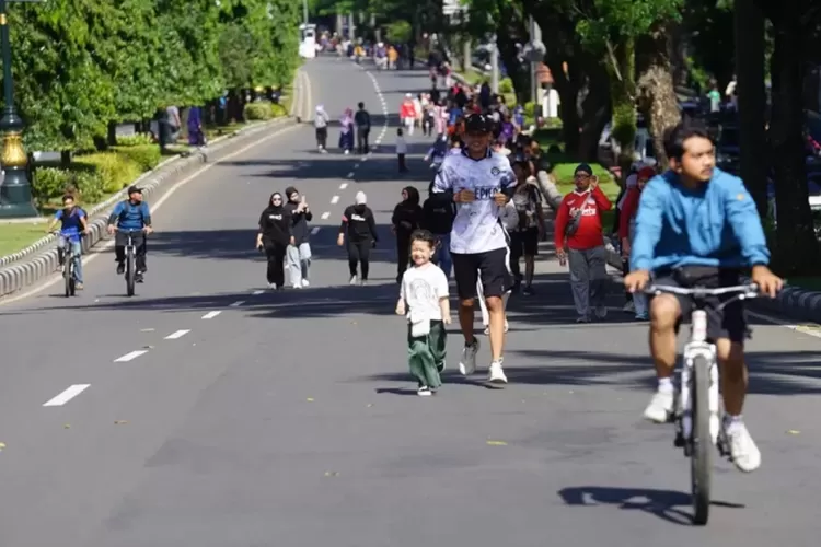 DPRD Kabupaten Bogor ajak masyarakat selama CFD di Jalan Tegar Beriman untuk tetap jaga kebersihan (Arifin)