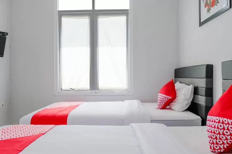 Hotel Dekat Stasiun Jember.  (Trivago Indonesia)